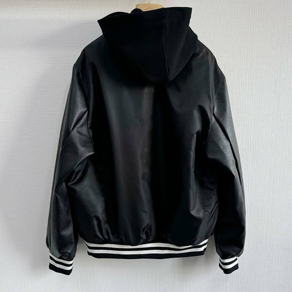 お洒落プラダ コピー オーバーサイズ Re-Nylon ボンバージャケット puz50703
